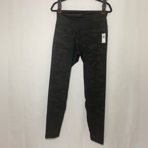 Old Navy Active High Rise Leggings - Large